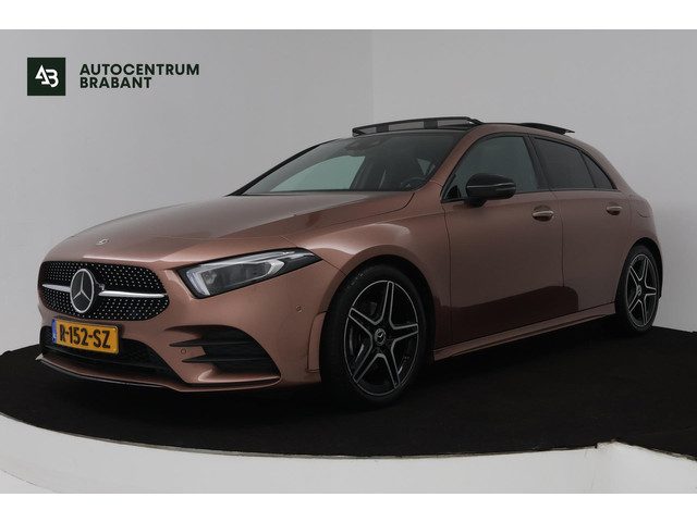 Mercedes-Benz A-Klasse 180 Business Solution AMG Automaat (PANORAMADAK, SFEERVERLICHTING, CAMERA, ST