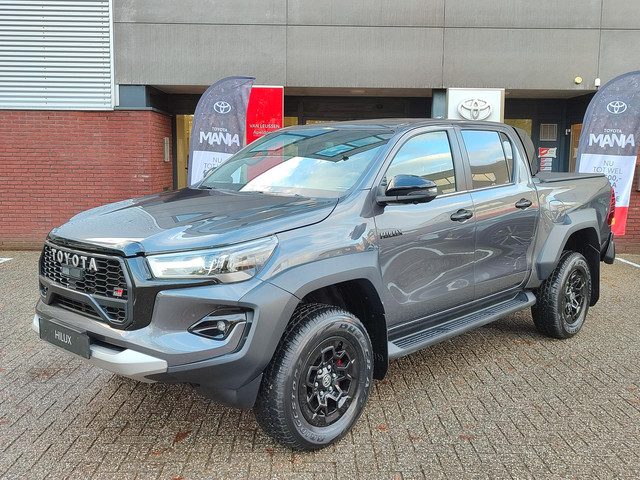 Toyota Hilux 2.8 D-4D DC GR-SPORT