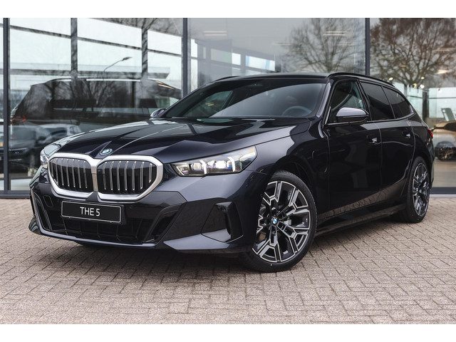 BMW 5 Serie touring 530e M Sport Automaat