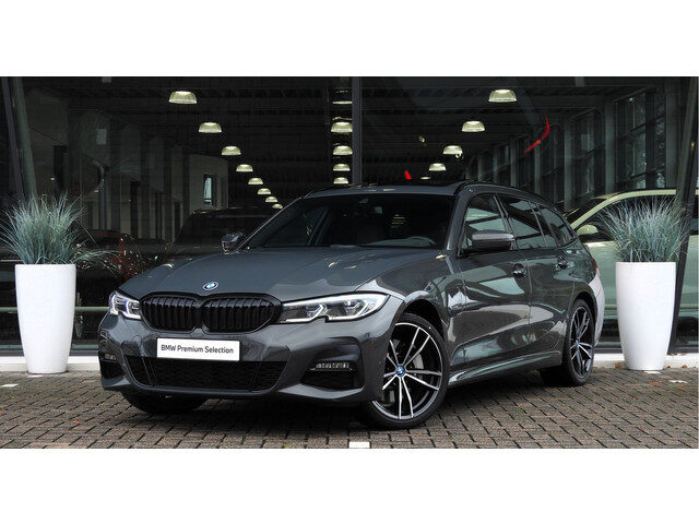 BMW 3 Serie touring 330e High Executive M Sport Automaat