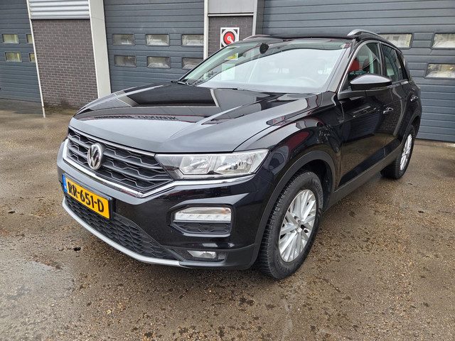 Volkswagen T-Roc 1.0 TSI Style, Trekhaak, Android auto/Apple carplay, NaV/ PDC/ Tel.