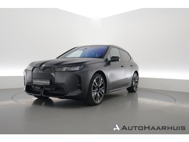 BMW iX xDrive45 101 kWh M Sport Pro