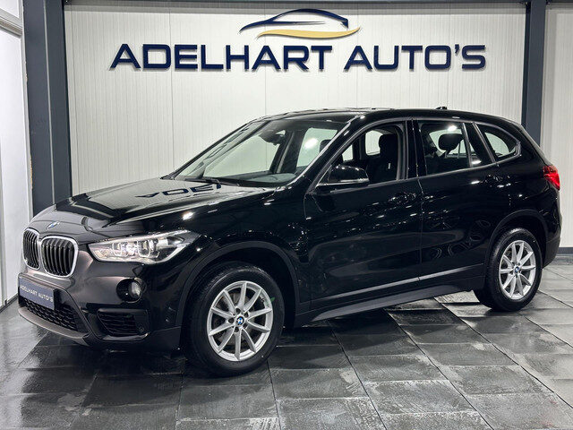BMW X1 SDrive18i Executive / Navigatie full map / Cruise control / Climate control / Parkeer sensore