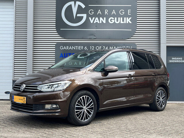 Volkswagen Touran 1.4 TSI 150PK 7Persoons,Automaat,Trekhaak,Navi,Clima,AdaptiveCruise,Carplay,Pdc,El