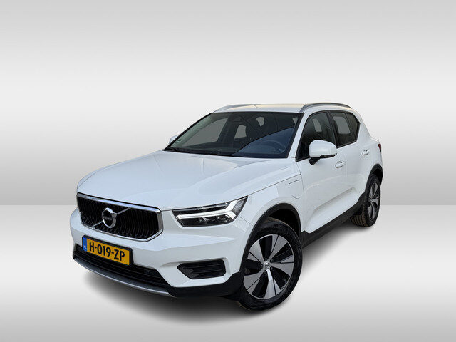 Volvo XC40 1.5 T5 Twin Engine Momentum Pro