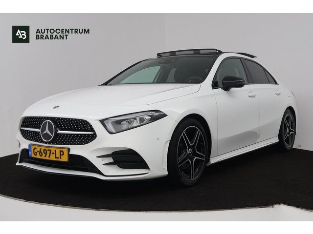 Mercedes-Benz A-Klasse 180 Business Solution AMG (PANORAMADAK, STOELVERWARMING, ACHTERUITRIJCAMERA,