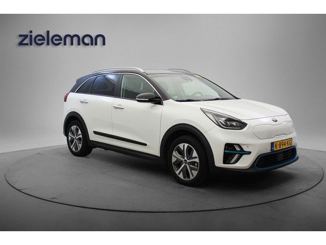 Kia e-Niro DynamicPlusLine 3 Fase 64 kWh - Carplay, Half Leer, Camera, Stuur/Stoelverw. JBL