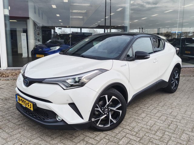 Toyota C-HR 1.8 Hybrid Style Ultimate | JBL | Navi | Sensoren | Stoelverwarm