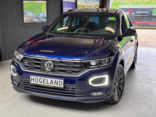 Volkswagen T-Roc 2.0 TSI 4Motion 3xR-Line Pano Camera TREKHAAK LED Garantie