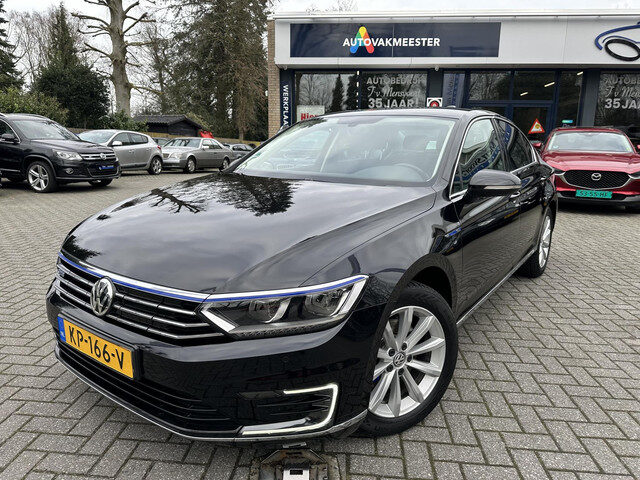 Volkswagen Passat 1.4 TSI GTE 218PK Connected Series
