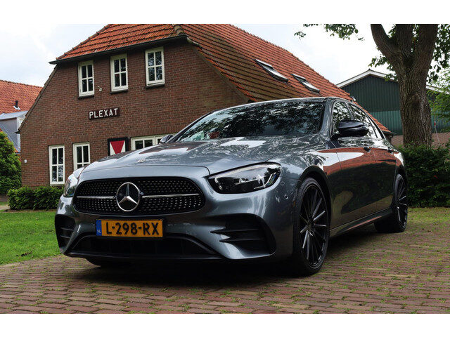 Mercedes-Benz E-Klasse 200 Business Solution AMG Aut. | AMG-Pakket | 20 Inch Vossen | Full Led | Fac