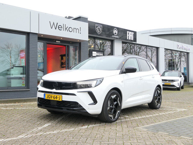 Opel Grandland 1.6 Turbo Plug-In Hybrid 4x4 GSe Automaat | KONI onderstel | 19" LMV