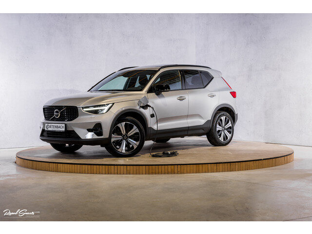 Volvo XC40 1.5 T4 Plug-in hybrid Ultimate Dark