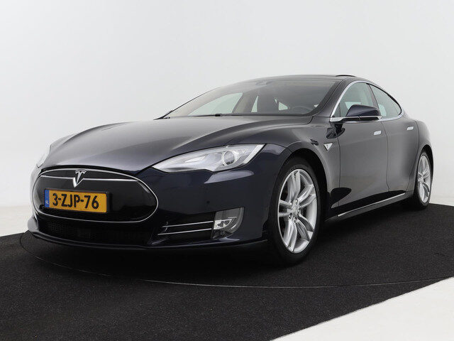 Tesla Model S 85 Base