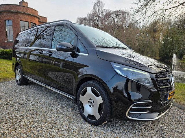 Mercedes-Benz V-Klasse 300d XXL 4-matic AMG DC Avantgarde Edition
