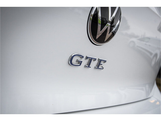 Volkswagen Golf GTE - Panodak - 19inch - IQ Light