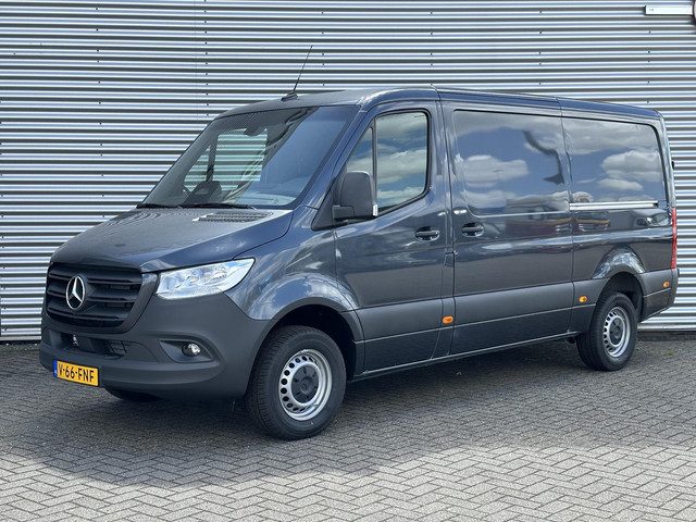 Mercedes-Benz Sprinter 317CDI L2H1 Airco Navigatie Camera 2800kg Trekhaak