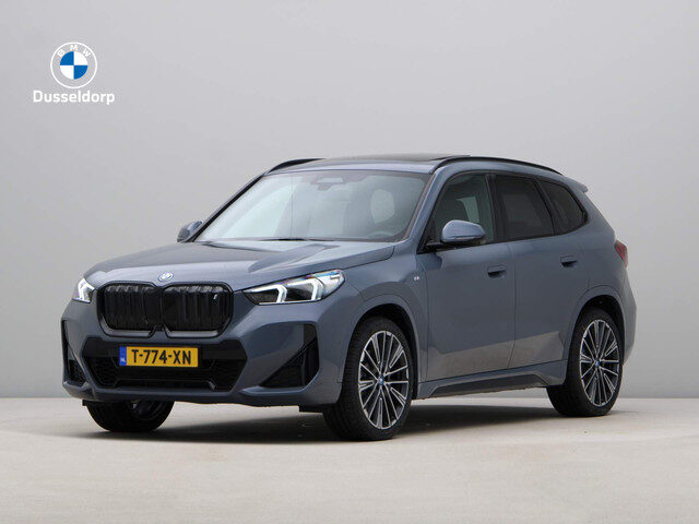 BMW iX1 xDrive30 67 kWh