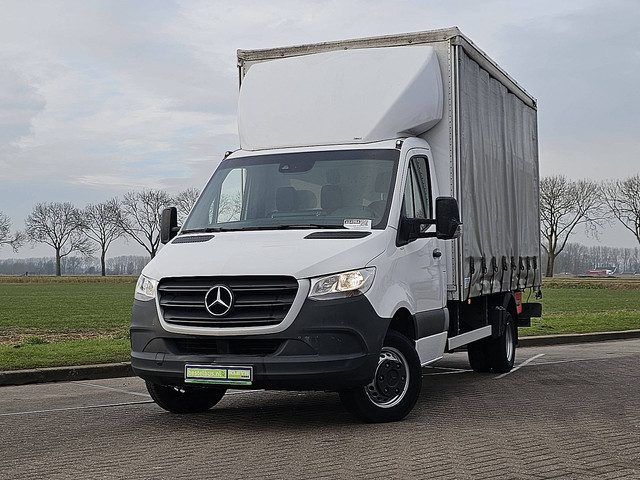 Mercedes-Benz Sprinter 517