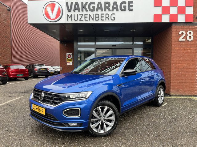 Volkswagen T-Roc 1.5 TSI Sport Business R-Line // NAVI // CAMERA // APPLE CARPLAY- ANDROID AUTO // E