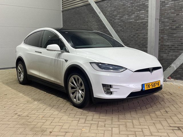 Tesla Model X 100D