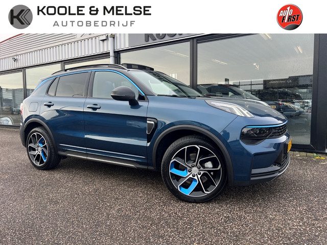 Lynk&Co 01 1.5 261pk PHEV , 360gr camera , PANO Dak , Stuur en stoel verwarming , Adaptive CC , Car