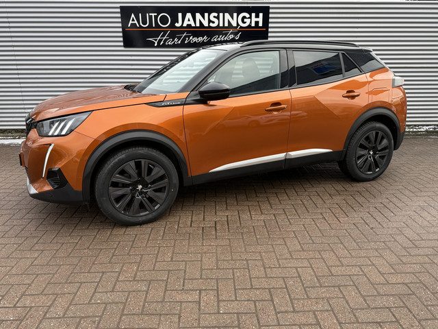 Peugeot 2008 1.2 PureTech 130PK GT-Line met schuif/kanteldak!!