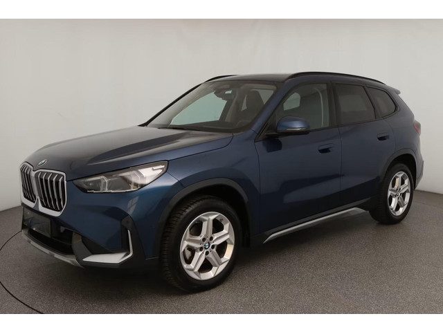 BMW X1 sDrive18iA xLine ** ADAPT. LED, LEDER, PANORAMA,