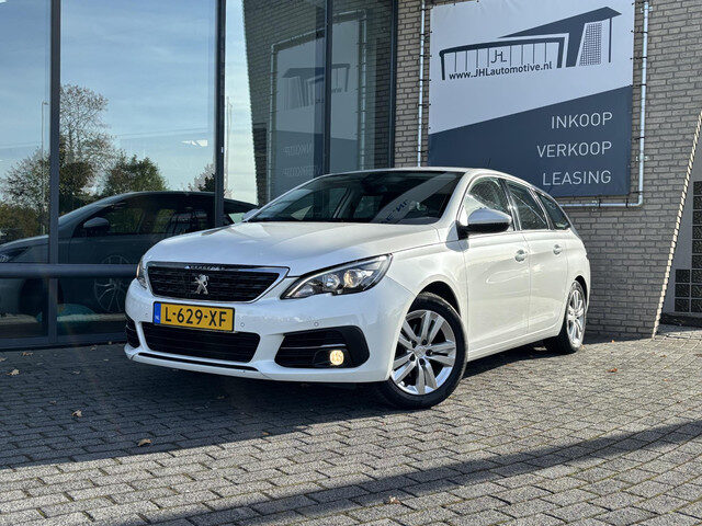 Peugeot 308 SW 1.2 *110PK*ECC*NAVI*CAM*HAAK*CRUISE*CARPLAY*