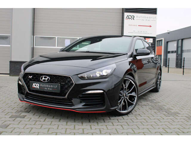 Hyundai i30 Fastback 2.0 T-GDI Performance/19''/NAVI/CRUISE/ELEKTR-STOELEN/BLACK/VOLL