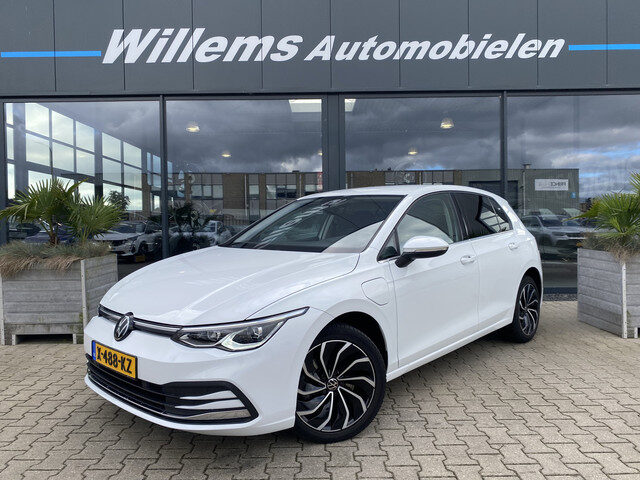 Volkswagen Golf 1.4 eHybrid Style