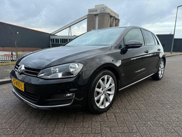 Volkswagen Golf 1.2 TSI Business Edition_AUTOMAAT_LEER_NETTE AUTO