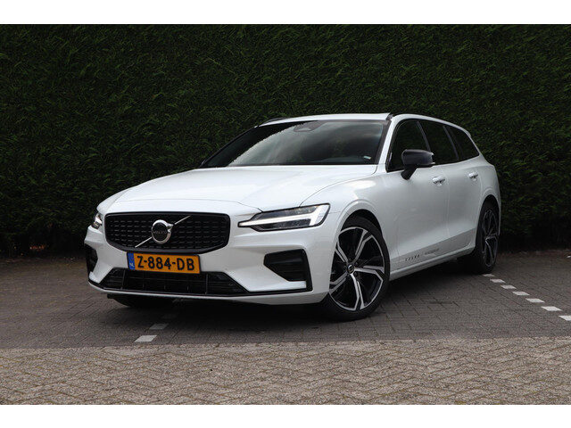 Volvo V60 2.0 B3 Plus Dark