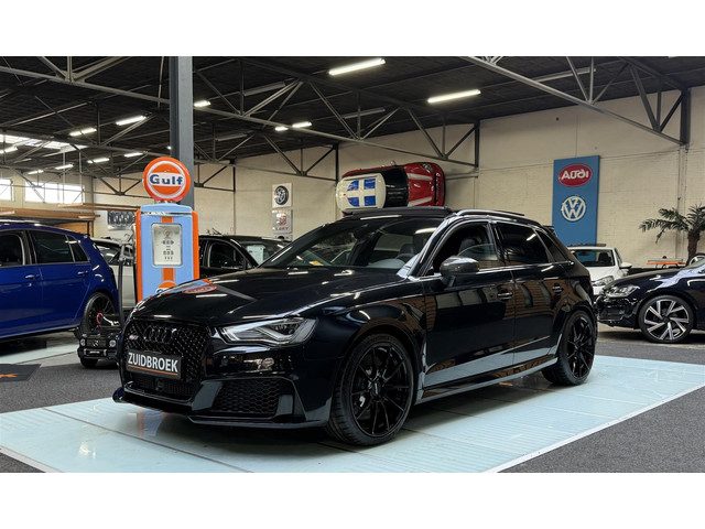 Audi RS3 2.5 TFSI Pano! B&O! Black! Navi! Clima!
