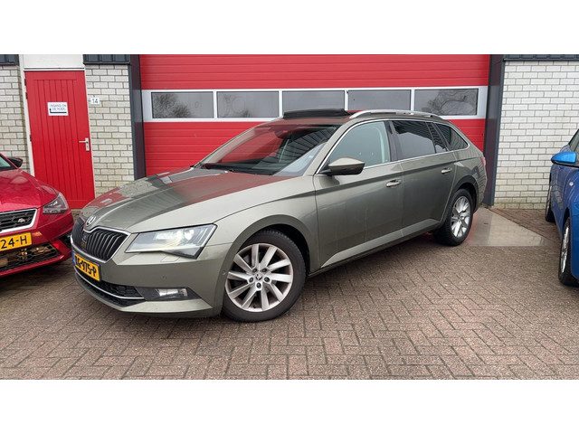 Škoda Superb Combi 1.8 TSI Style Business