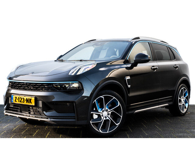 Lynk&Co 01 1.5 Plug-in Hybrid 262 Pk I Modeljaar 2023 I Stuurverwarming I Panoramadak I 75 km Elektr