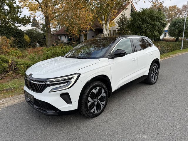 Renault Austral 1.2 E-Tech full hybrid 200PK Camera•Navi