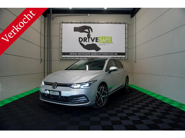 Volkswagen Golf 1.5 eTSI Style