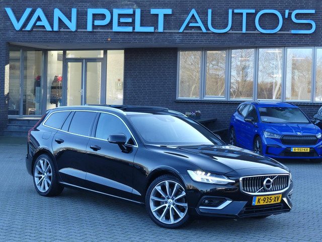 Volvo V60 2.0 B3 Geartronic Inscription / PANO / LEDER