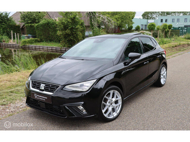 Seat Ibiza 1.5 TSI DSG FR / Pano / Carplay / Navi / Camera