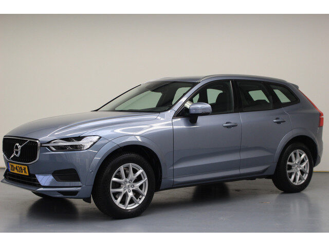 Volvo XC60 T5 Momentum Business