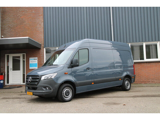 Mercedes-Benz Sprinter 315 1.9 CDI L2H2 FWD / Camera / Doorloop deur / Multistuur