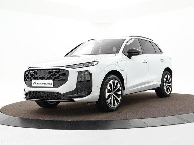 Audi Q3 1.5 e-hybrid S edition 272 PK