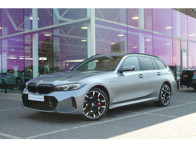BMW 3 Serie touring 330e M Sport Automaat