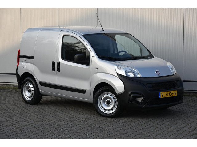 Fiat Fiorino 1.3 MJ Airco Navi Schuifdeur Lage km stand NAP!