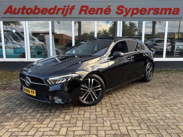 Mercedes-Benz A-Klasse 180 Business Line | Automaat | Pano | Parkeer Camera | Stoelverwarming