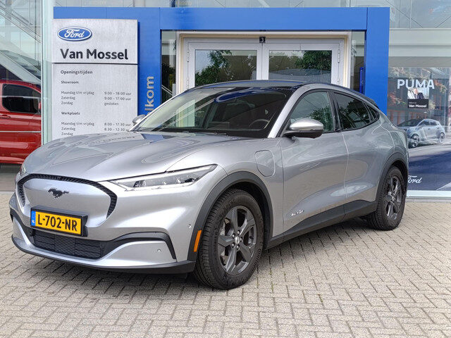 Ford Mustang Mach-E RWD 75 kWh