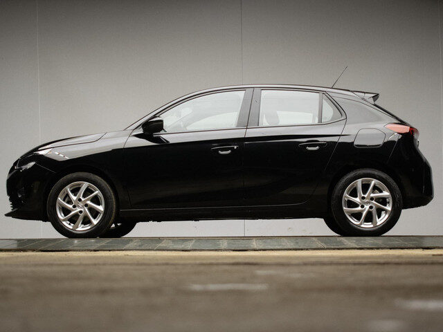 Opel Corsa 1.2 GS Line Sport (APPLE CARPLAY,CAMERA,NAVI,LED,CRUISE,LANE ASSIST,CLIMATE,KEYLESS,SPORT