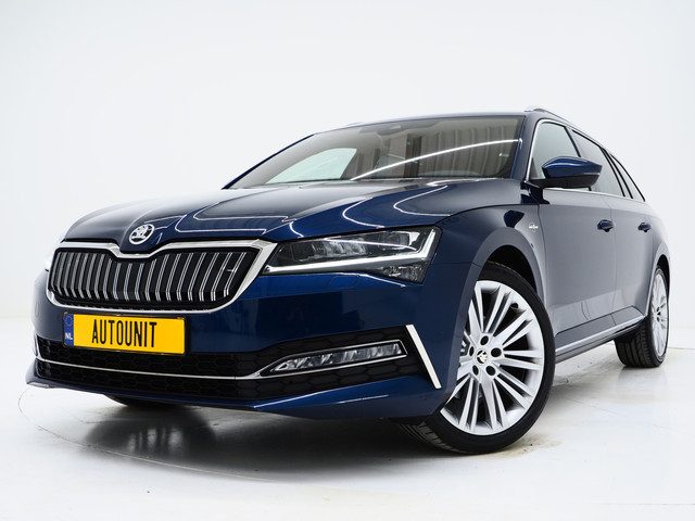 Škoda Superb Combi 1.4 TSI iV Laurin & Klement