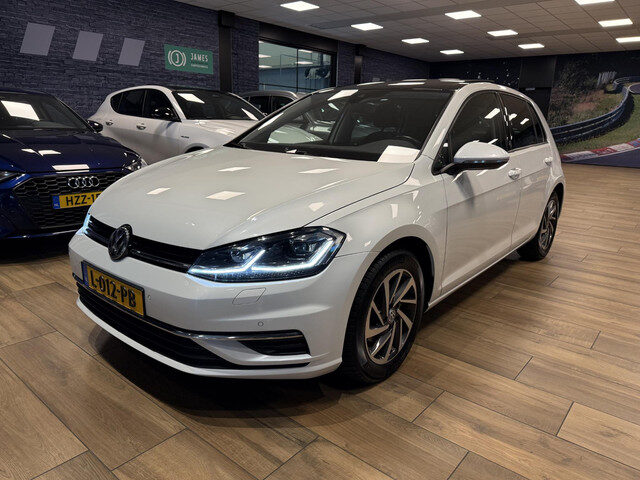 Volkswagen Golf 1.5 TSI Highline Business AIR DYNAUDIO